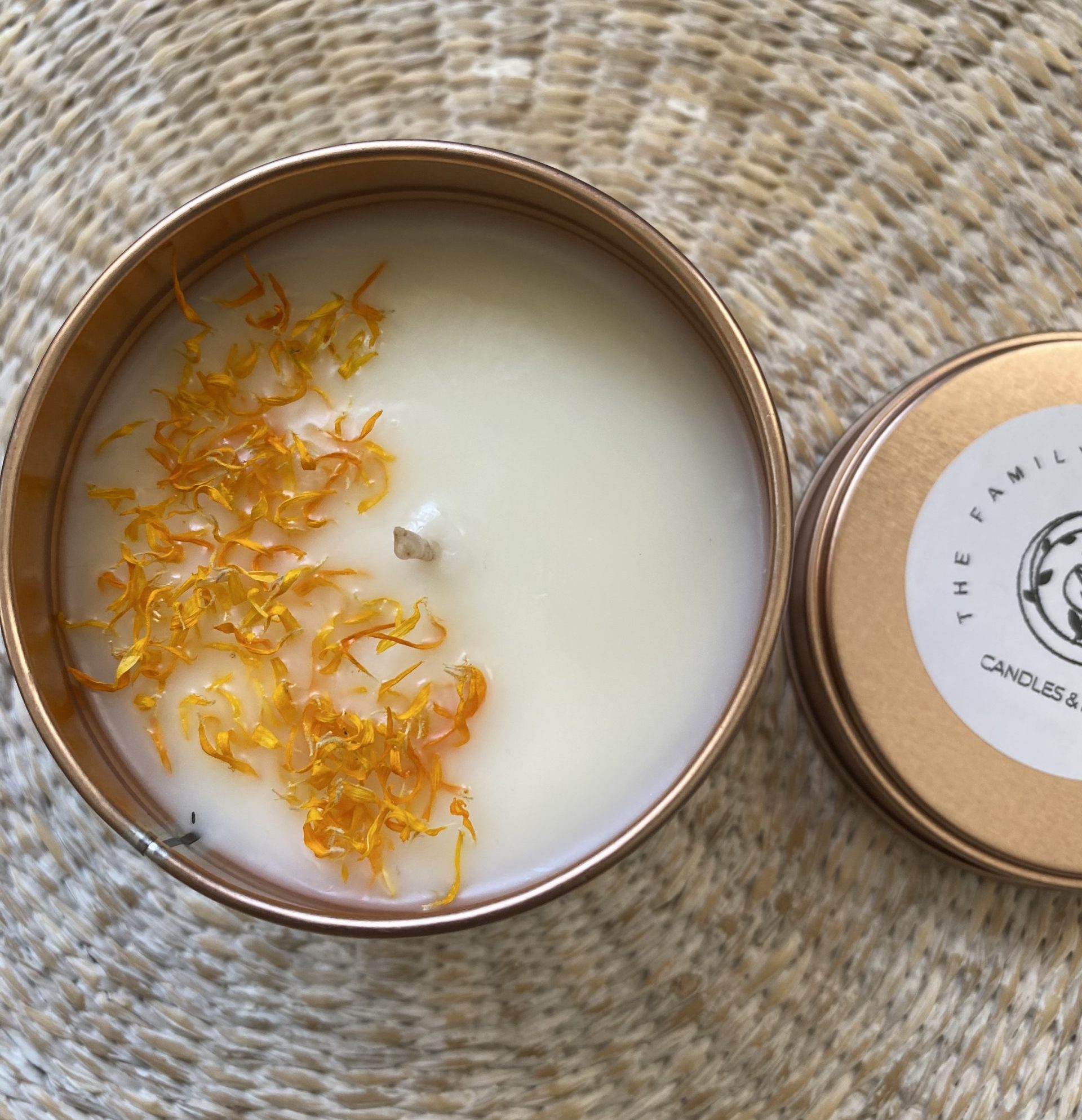 Vela Tropical Love scaled e